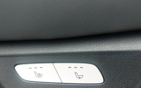 Mercedes-Benz V-Класс, 2017 год, 5 250 000 рублей, 6 фотография