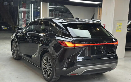 Lexus RX IV рестайлинг, 2025 год, 6 990 000 рублей, 4 фотография