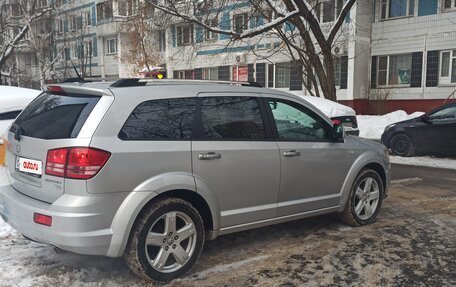 Dodge Journey I, 2010 год, 1 100 000 рублей, 2 фотография