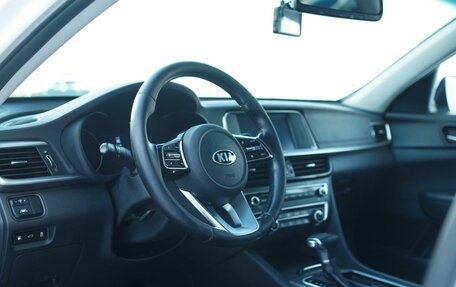 KIA K5, 2019 год, 1 850 000 рублей, 21 фотография