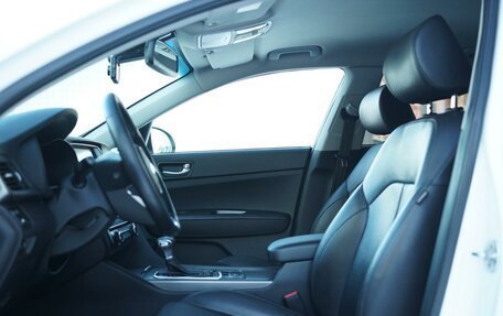 KIA K5, 2019 год, 1 850 000 рублей, 20 фотография