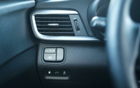 KIA K5, 2019 год, 1 850 000 рублей, 26 фотография