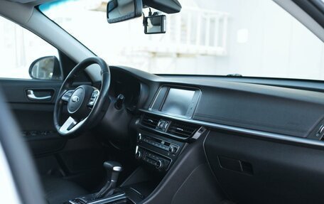 KIA K5, 2019 год, 1 850 000 рублей, 30 фотография