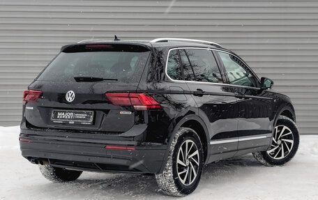 Volkswagen Tiguan II, 2018 год, 2 250 000 рублей, 5 фотография
