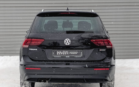 Volkswagen Tiguan II, 2018 год, 2 250 000 рублей, 6 фотография