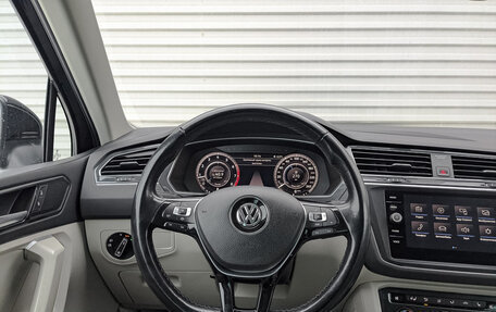Volkswagen Tiguan II, 2018 год, 2 250 000 рублей, 21 фотография