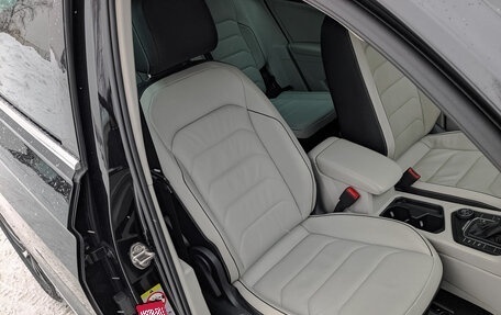 Volkswagen Tiguan II, 2018 год, 2 250 000 рублей, 22 фотография