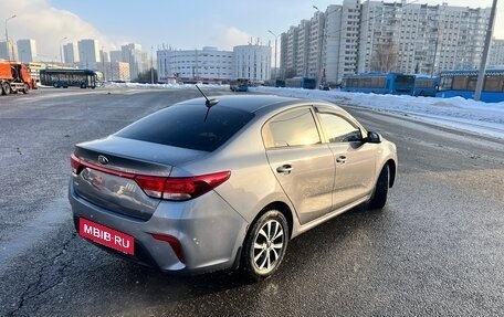 KIA Rio IV, 2019 год, 990 000 рублей, 4 фотография