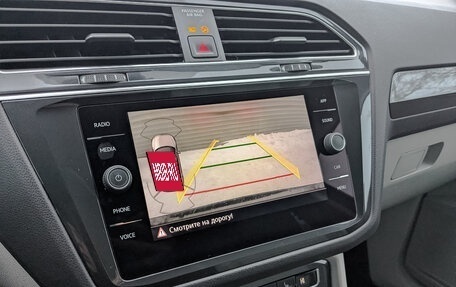 Volkswagen Tiguan II, 2018 год, 2 250 000 рублей, 30 фотография