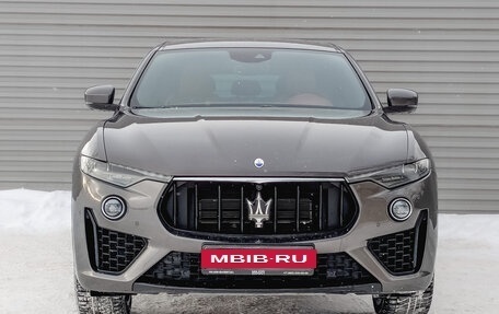 Maserati Levante I, 2018 год, 4 200 000 рублей, 2 фотография
