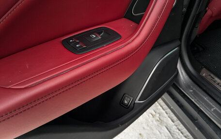 Maserati Levante I, 2018 год, 4 200 000 рублей, 28 фотография