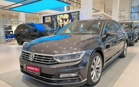 Volkswagen Passat B8 рестайлинг, 2018 год, 2 177 000 рублей, 1 фотография