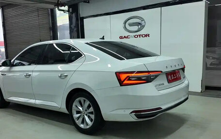 Skoda Superb III рестайлинг, 2021 год, 2 014 000 рублей, 3 фотография