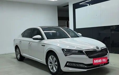 Skoda Superb III рестайлинг, 2021 год, 2 014 000 рублей, 5 фотография