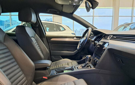 Volkswagen Passat B8 рестайлинг, 2018 год, 2 177 000 рублей, 11 фотография