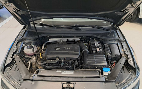 Volkswagen Passat B8 рестайлинг, 2018 год, 2 177 000 рублей, 9 фотография