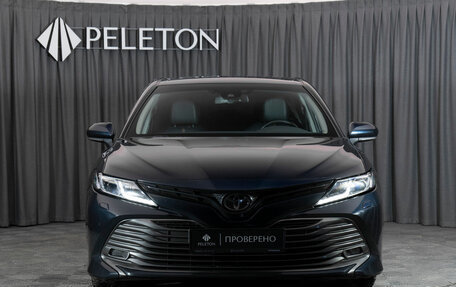 Toyota Camry, 2018 год, 3 040 000 рублей, 3 фотография