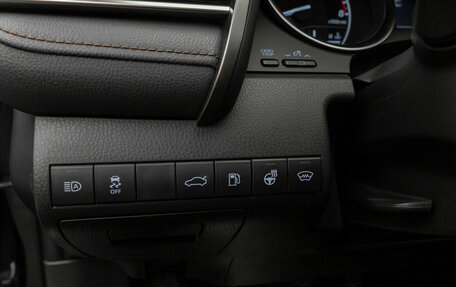 Toyota Camry, 2018 год, 3 040 000 рублей, 18 фотография