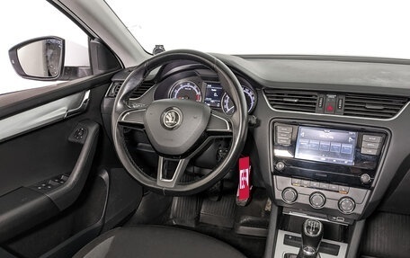 Skoda Octavia, 2019 год, 1 450 000 рублей, 26 фотография