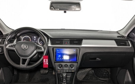 Skoda Rapid I, 2016 год, 1 175 000 рублей, 14 фотография