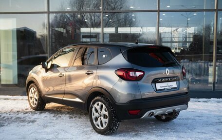 Renault Kaptur I рестайлинг, 2017 год, 1 450 000 рублей, 6 фотография