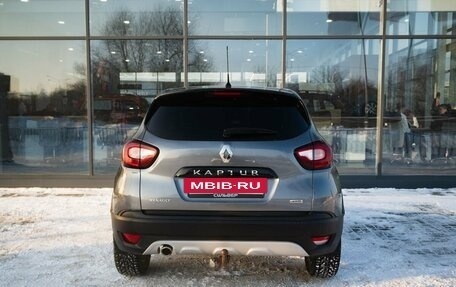Renault Kaptur I рестайлинг, 2017 год, 1 450 000 рублей, 4 фотография