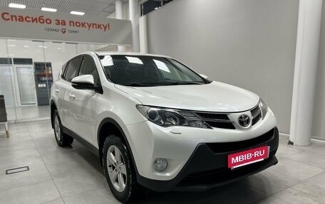 Toyota RAV4, 2013 год, 1 700 000 рублей, 2 фотография