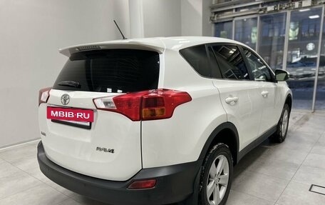Toyota RAV4, 2013 год, 1 700 000 рублей, 3 фотография