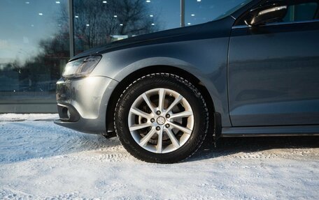 Volkswagen Jetta VI, 2013 год, 1 000 000 рублей, 9 фотография