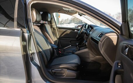 Volkswagen Jetta VI, 2013 год, 1 000 000 рублей, 11 фотография