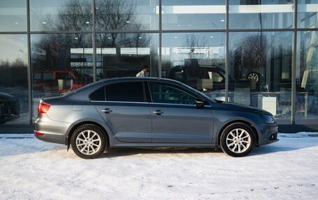 Volkswagen Jetta VI, 2013 год, 1 000 000 рублей, 8 фотография