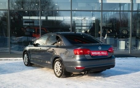 Volkswagen Jetta VI, 2013 год, 1 000 000 рублей, 6 фотография