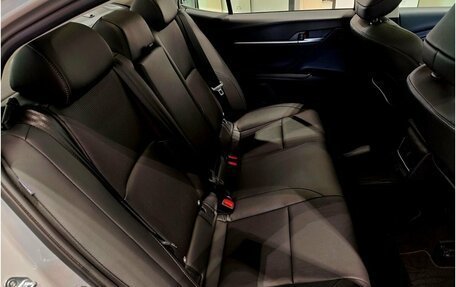 Toyota Camry, 2025 год, 4 950 000 рублей, 11 фотография