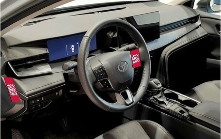 Toyota Camry, 2025 год, 4 950 000 рублей, 17 фотография