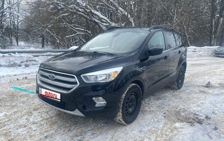 Ford Escape III, 2017 год, 1 100 000 рублей, 1 фотография