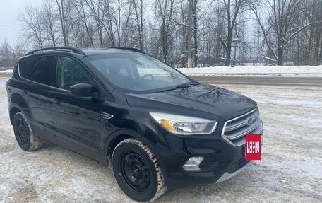Ford Escape III, 2017 год, 1 100 000 рублей, 2 фотография