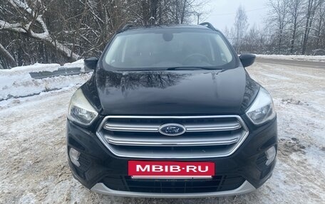 Ford Escape III, 2017 год, 1 100 000 рублей, 3 фотография