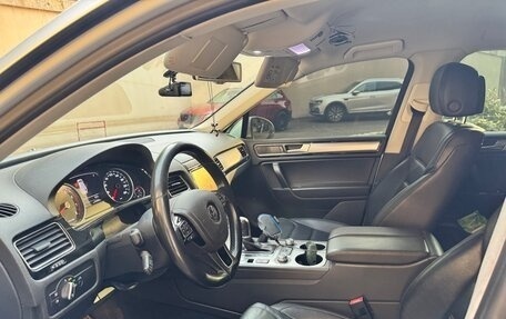 Volkswagen Touareg III, 2016 год, 2 899 000 рублей, 7 фотография