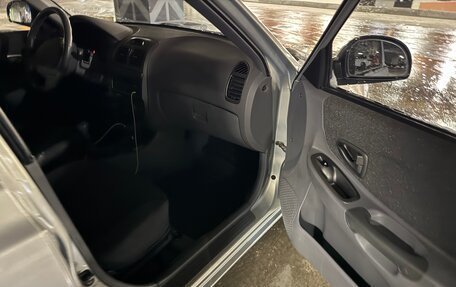 Hyundai Accent II, 2010 год, 350 000 рублей, 17 фотография