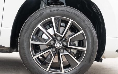 Skoda Karoq I, 2023 год, 2 240 334 рублей, 18 фотография