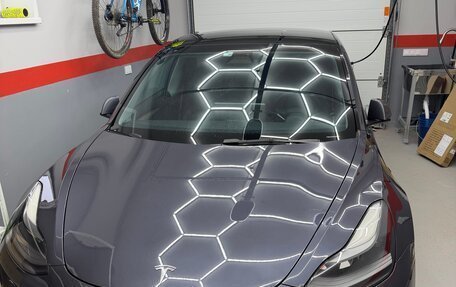 Tesla Model 3 I, 2021 год, 4 500 000 рублей, 1 фотография