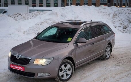 Skoda Superb III рестайлинг, 2012 год, 1 200 000 рублей, 1 фотография