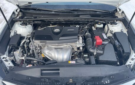 Toyota Camry, 2021 год, 2 800 000 рублей, 12 фотография