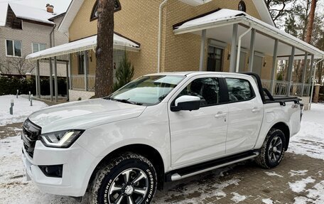 Isuzu D-Max, 2024 год, 4 185 000 рублей, 3 фотография