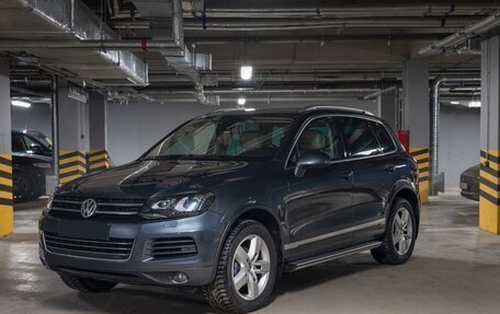 Volkswagen Touareg III, 2014 год, 2 590 000 рублей, 2 фотография