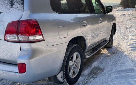 Toyota Land Cruiser 200, 2008 год, 2 600 000 рублей, 3 фотография