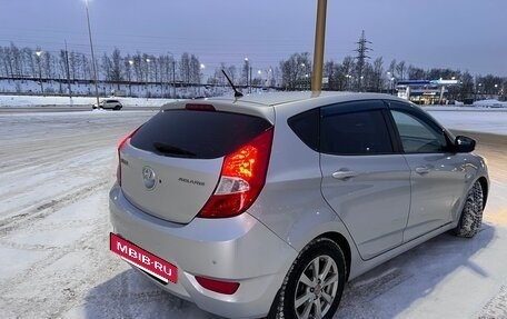 Hyundai Solaris II рестайлинг, 2011 год, 670 000 рублей, 6 фотография