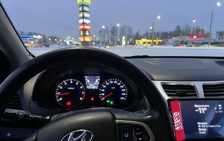 Hyundai Solaris II рестайлинг, 2011 год, 670 000 рублей, 10 фотография