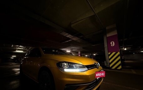 Volkswagen Golf VII, 2018 год, 2 090 000 рублей, 7 фотография