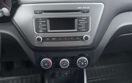 KIA Rio III рестайлинг, 2016 год, 1 050 000 рублей, 13 фотография